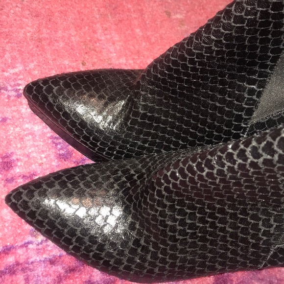 COPY - YSL black python bootie - Picture 5 of 11